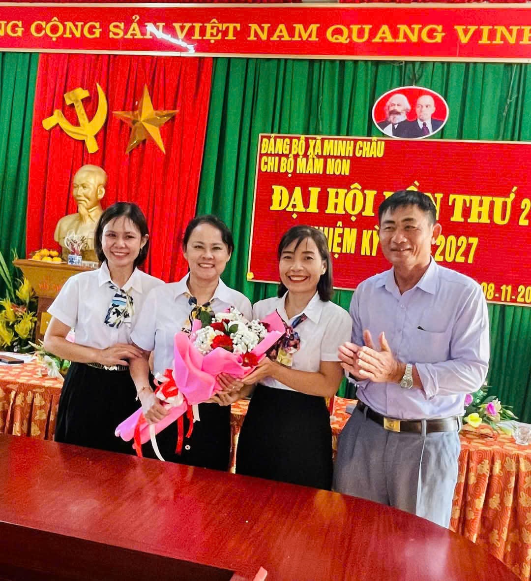 z6305156250399 c1f419f24e2167a50c2e164155eeb352