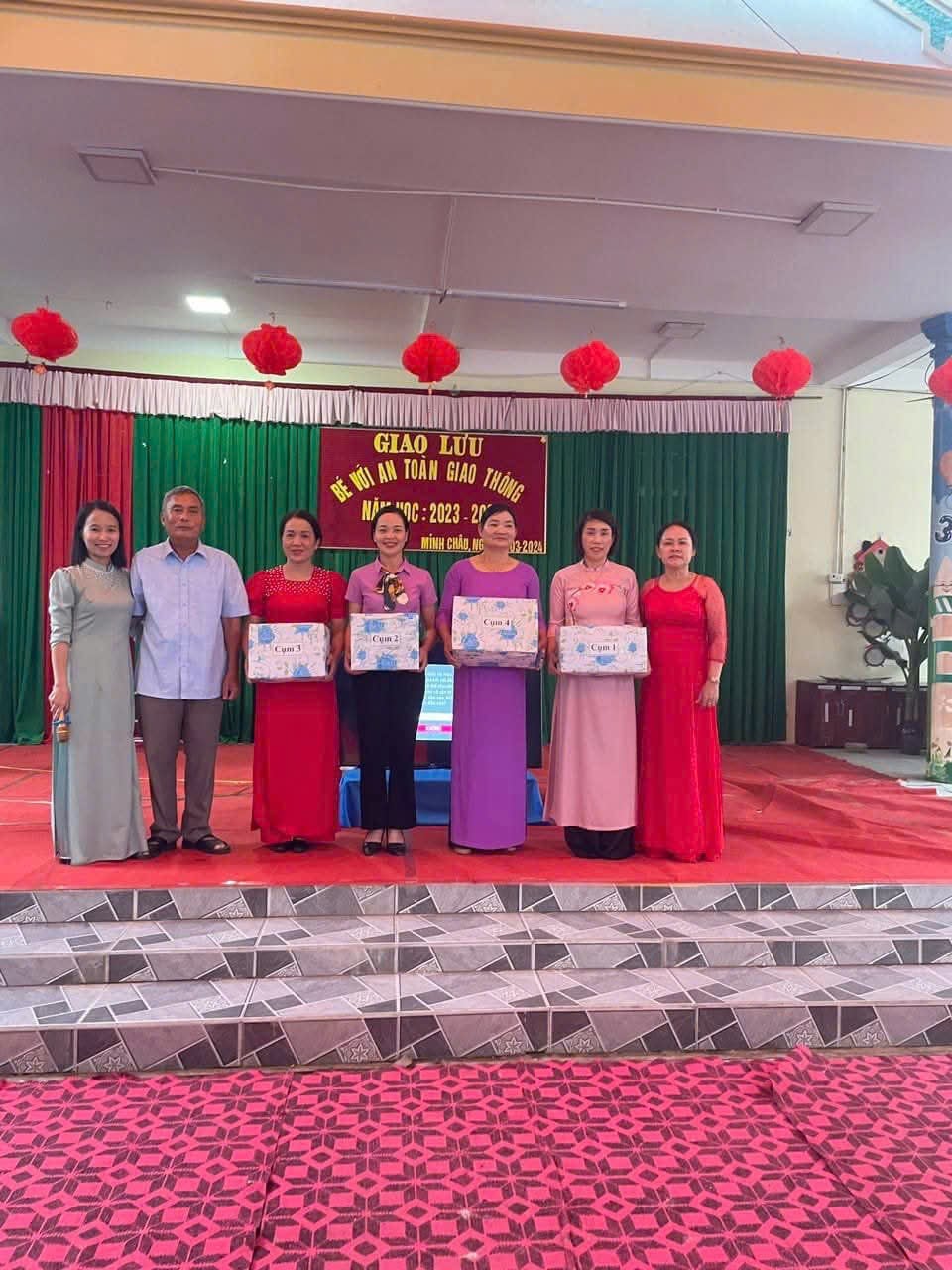 z6305161262370 901dd126ac6e5d763ecb41963822d17c min