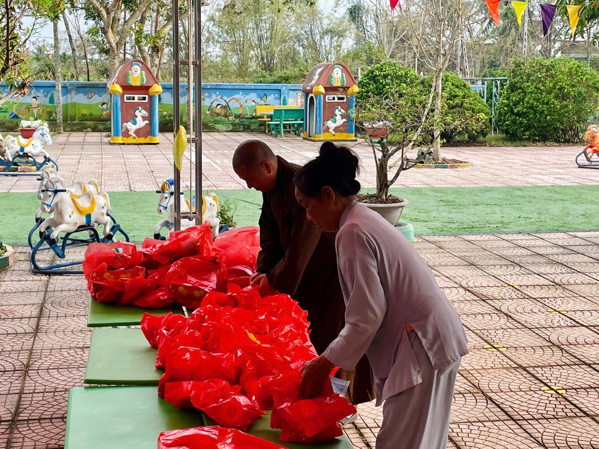 Trung thu năm 2025- 2026